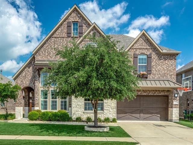 property at 720 Lawndale St