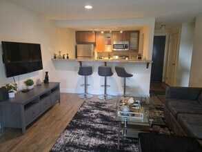 300 N 130th St in Seattle, WA - Building Photo - Building Photo