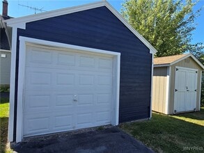 409 Hawley St in Lockport, NY - Building Photo - Building Photo