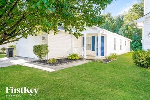 10243 Blue Sky Dr in Avon, IN - Building Photo