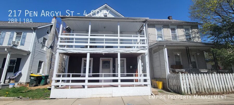 217 Pen Argyl St in Pen Argyl, PA - Building Photo