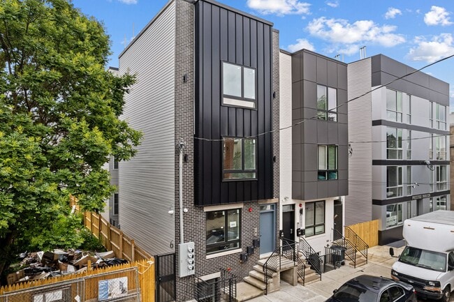 1947 N Marshall St, Unit 3 in Philadelphia, PA - Foto de edificio - Building Photo