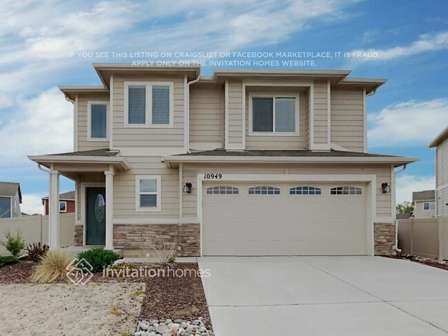 property at 10949 Quercia Cir