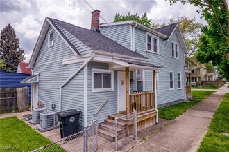 3301 Hancock Ave in Cleveland, OH - Building Photo - Building Photo