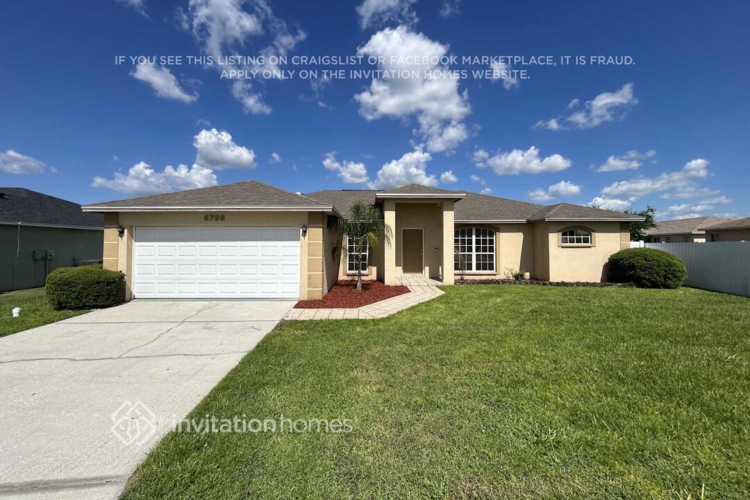 6798 Bordeaux Blvd in Lakeland, FL - Building Photo
