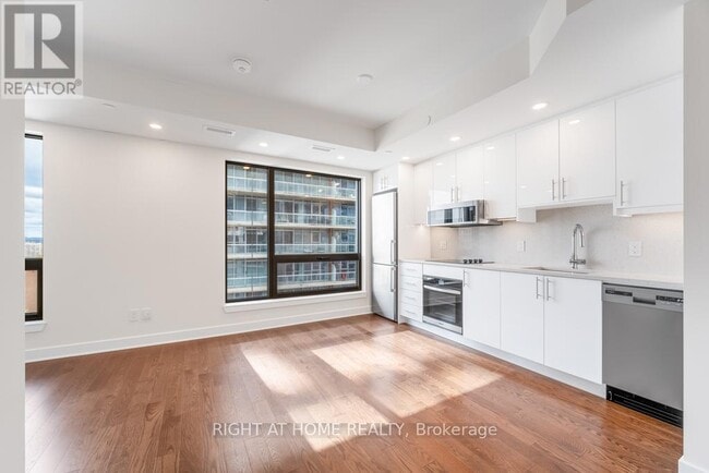property at 180-1180 George St