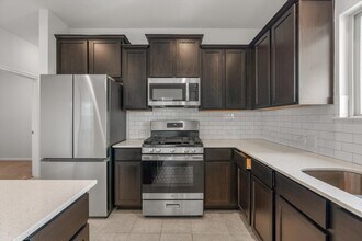 466 Spinnaker Loop in Kyle, TX - Building Photo - Building Photo