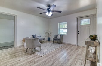 2114 W 48th Pl in Tulsa, OK - Building Photo - Building Photo