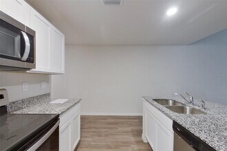 9149 Aegean Cir in Lehigh Acres, FL - Building Photo - Building Photo