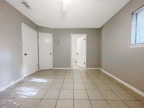 2503 Cecil Dr in Austin, TX - Building Photo - Building Photo