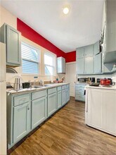 202 S College St in Warrensburg, MO - Building Photo - Building Photo