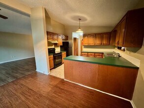 2 Cummings Ln in Bella Vista, AR - Building Photo - Building Photo