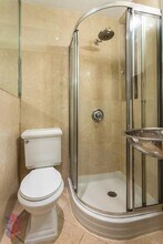 110 Bedford St, Unit 2D in New York, NY - Foto de edificio - Building Photo