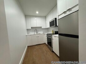 1200 Massachusetts Ave in Cambridge, MA - Building Photo