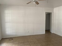 7630 Claiborne St in Houston, TX - Building Photo - Building Photo