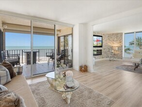 3115 Gulf Shore Blvd N in Naples, FL - Building Photo - Building Photo