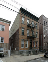 711 28th St Apartments