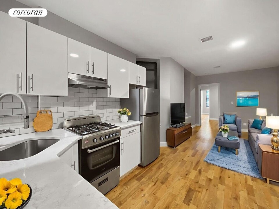 2649 Frederick Douglass Blvd in New York, NY - Building Photo