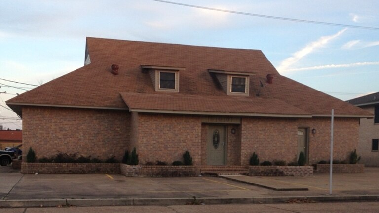 900 E South St in Kilgore, TX - Foto de edificio