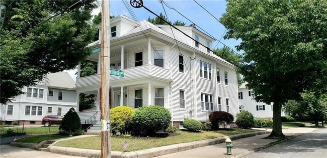 135 Sharon St
