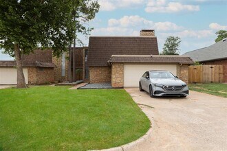12508 Green Valley Dr in Oklahoma City, OK - Building Photo - Building Photo