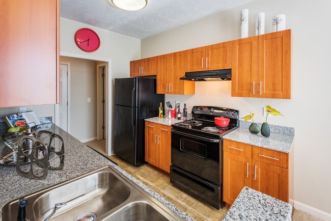 Westlake at Morganton Apartment Homes in Fayetteville, NC - Foto de edificio - Building Photo