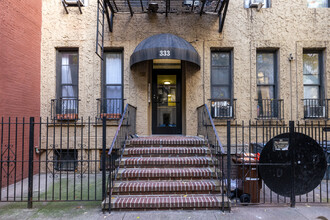 333-339 E 85th St in New York, NY - Building Photo - Building Photo