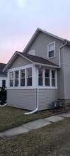 525 Chestnut St in Neenah, WI - Building Photo - Building Photo