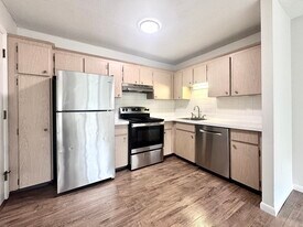 130 North St in Newton, MA - Building Photo