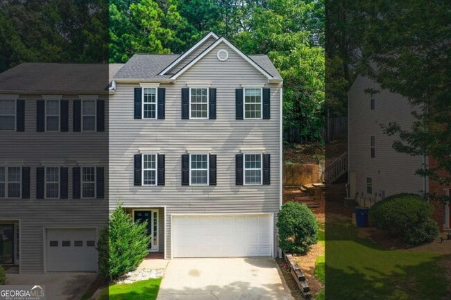 property at 2470 Stonegate Dr