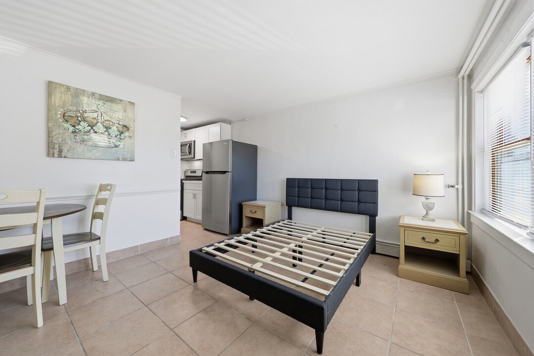 807 W New York Ave, Unit 181 in Somers Point, NJ - Building Photo