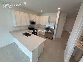 6005 Zen Wy in Clermont, FL - Building Photo - Building Photo