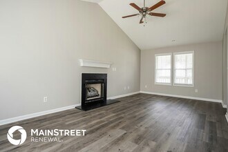 1473 Smokey Mountain Dr in Zebulon, NC - Foto de edificio - Building Photo