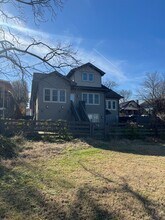 2124 Ashwood Ave in Nashville, TN - Building Photo - Building Photo