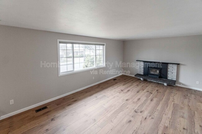 6604 N Greenwood Blvd in Spokane, WA - Building Photo - Building Photo