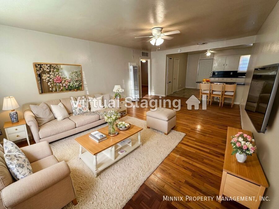 2115 S Loop 289 in Lubbock, TX - Building Photo