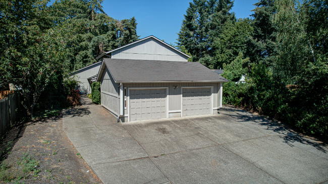 property at 29805 SW Montebello Dr