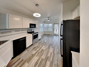 2829 Salado Trail in Fort Worth, TX - Building Photo - Building Photo