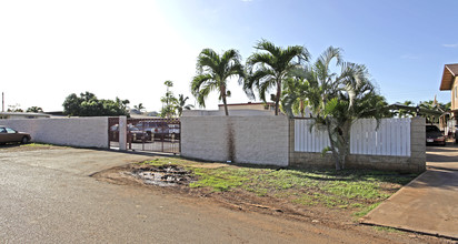 Makaha Villas in Waianae, HI - Building Photo - Building Photo