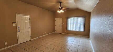 5005 Heather Ln in Killeen, TX - Building Photo - Building Photo