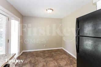 518 S Adams St in Raymore, MO - Building Photo - Building Photo