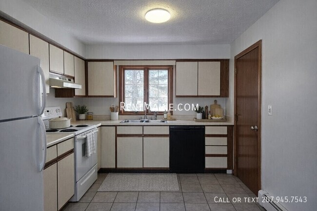 property at 7 Hartley St