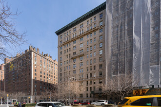 755 Park Ave in New York, NY - Building Photo - Building Photo