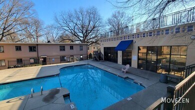 2425 Vail Ave in Charlotte, NC - Building Photo - Building Photo