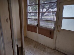 2060 NW 48th Terrace in Lauderhill, FL - Building Photo - Building Photo