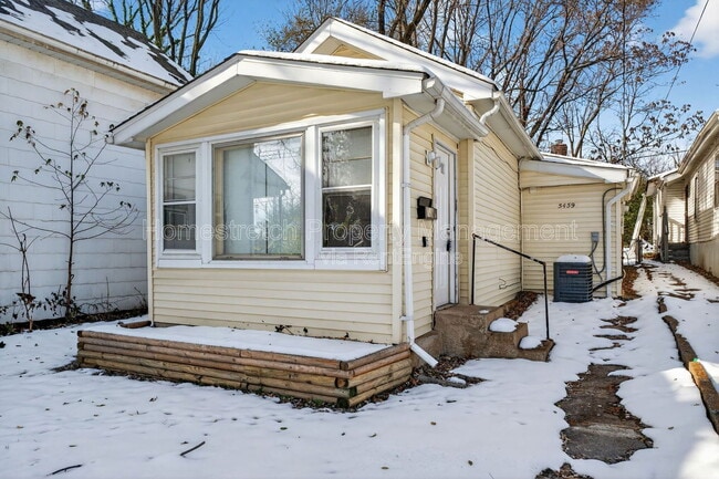 5459 Hamilton Ave in Jennings, MO - Building Photo - Building Photo