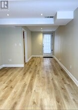 30 Oak Park Crescent in Vaughan, ON - Building Photo - Building Photo