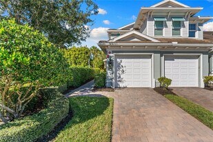 2343 Sheen Ln in Naples, FL - Building Photo