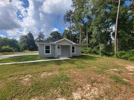 13874 W Hwy 328 in Ocala, FL - Building Photo