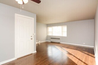 7435 N Winchester Ave, Unit 601 in Chicago, IL - Building Photo - Building Photo